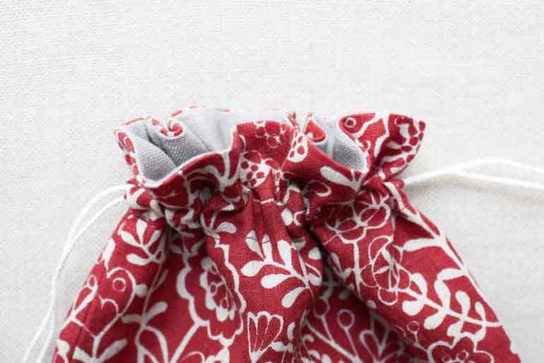 チェコへの憧れ<br />巾着セットレッド